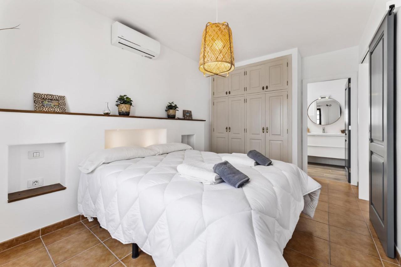 Villa 4 - Vipvipvillas Tías Eksteriør bilde