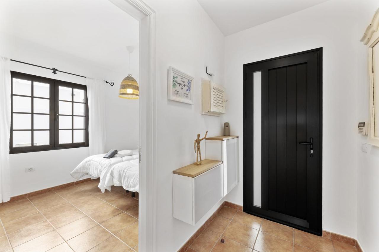 Villa 4 - Vipvipvillas Tías Eksteriør bilde